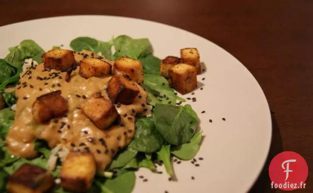 Sauce Cacahuète À La Noix De Coco Et Au Tofu Croustillant