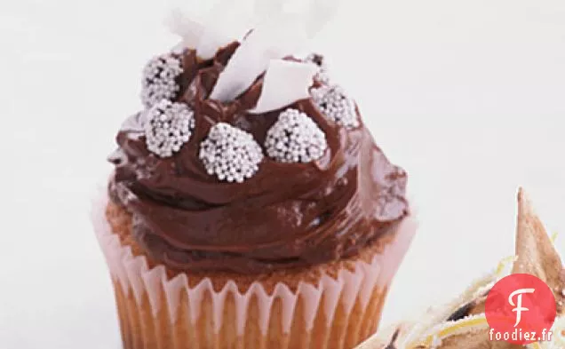 Cupcakes Dorés Givrés au Chocolat et à la Noix de coco