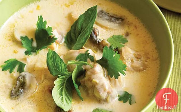 Soupe Thaï au Poulet et à la Noix de coco (Tom Kha Gai)