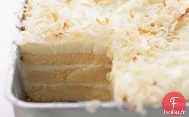 Gâteau de réfrigérateur grillé à la noix de coco