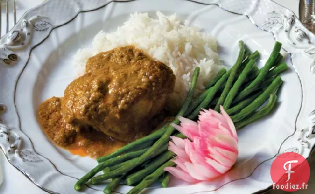 Rendang au Poulet au Curry et à la Noix de Coco