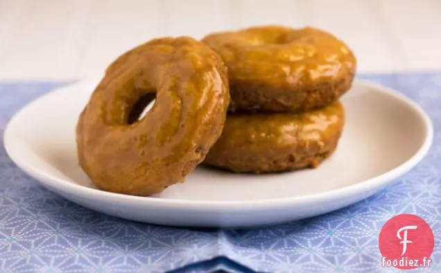 Beignets Cuits Au Four Avec Glaçage Expresso