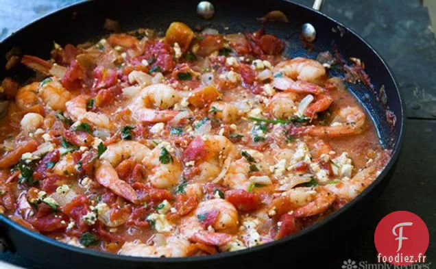 Crevettes Cuites Au Four À La Sauce Tomate Feta