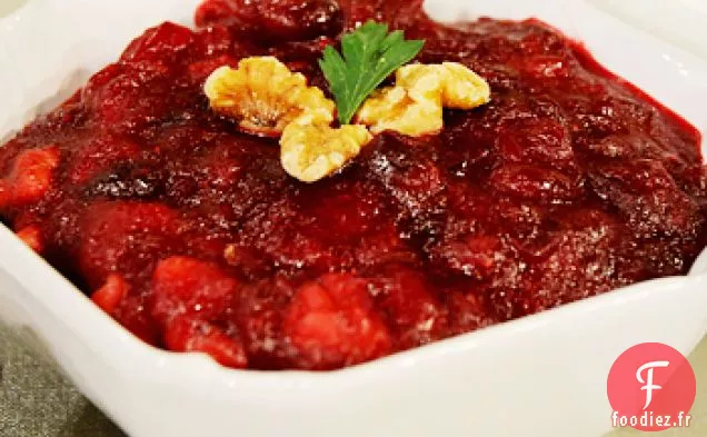 Sauce aux canneberges à l'Orange et aux noix
