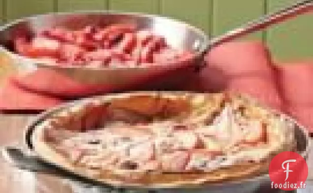 Bébé Hollandais Avec Compote de Pommes Et de Canneberges