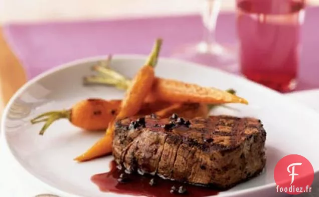 Filet Mignon Sauce aux Groseilles et au Poivre Vert