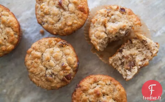 Muffins À L'Avoine Avec Raisins Secs, Dattes Et Noix