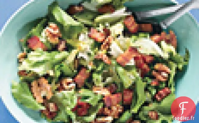 Scarole au Bacon, Dattes et Vinaigrette chaude aux Noix