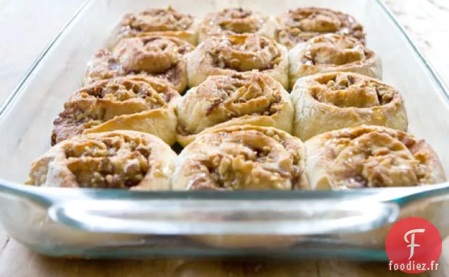 Rouleaux De Cannelle Aux Dattes