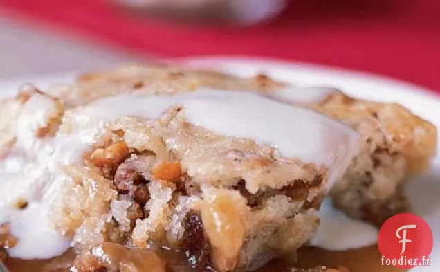 Gâteau au Pudding aux Dattes et aux Noix avec Sauce à la Vanille