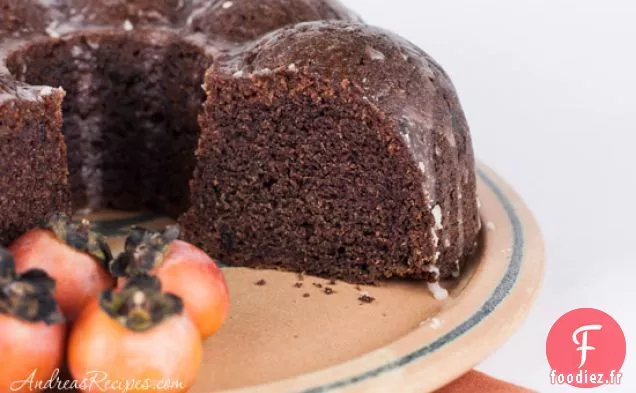 Gâteau Épicé Au Kaki Avec Dattes Et Glaçage Au Citron