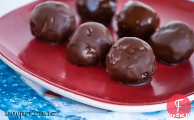 Truffes au Chocolat aux Pacanes Super Faciles (sans Gluten végétalien cru)