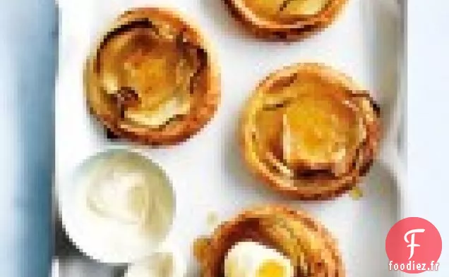 Pizza Grillée À La Figue, À La Mozzarella Et À L'Oignon Caramélisé