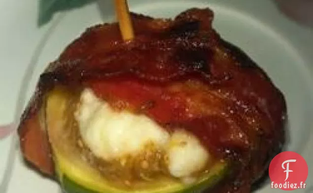 Figues Au Fromage De Chèvre, Pacanes Et Bacon