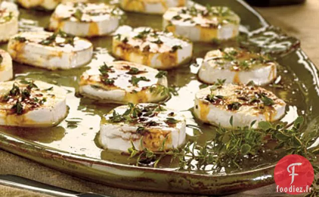 Fromage de Chèvre Poivré au Miel et Filet de Balsamique aux Figues