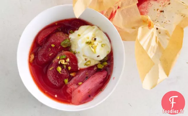 Rhubarbe Et Fraises Rôties À La Vanille