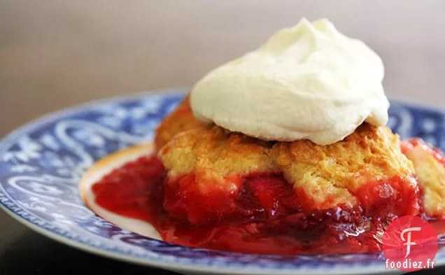 Cordonnier à la Fraise Et à la Rhubarbe