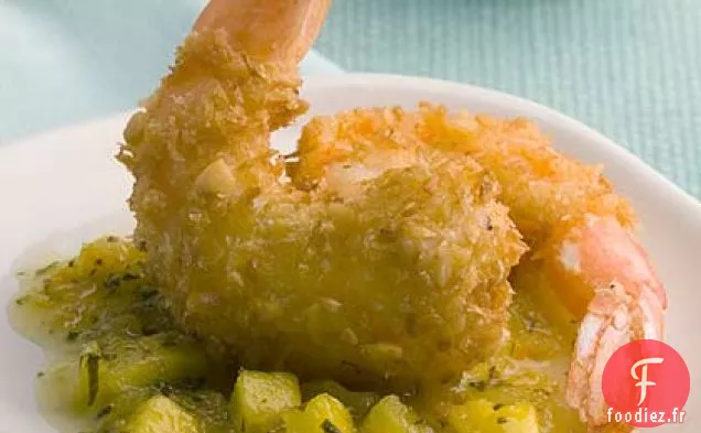 Crevettes Macadamia À La Noix De Coco Avec Salsa Tropicale Chaude