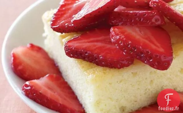 Gâteau à la Crème aux Fraises Fraîches