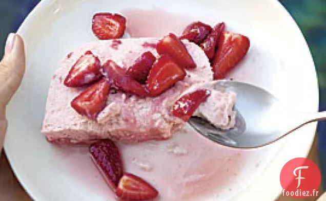 Semifreddo Aux Fraises Et À La Crème