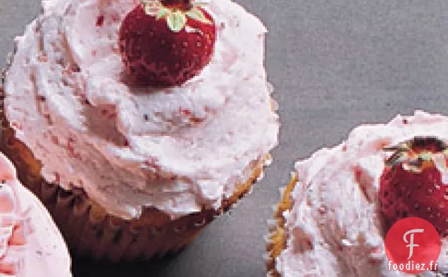 Cupcakes Aux Fraises Et Crème Au Beurre Aux Fraises