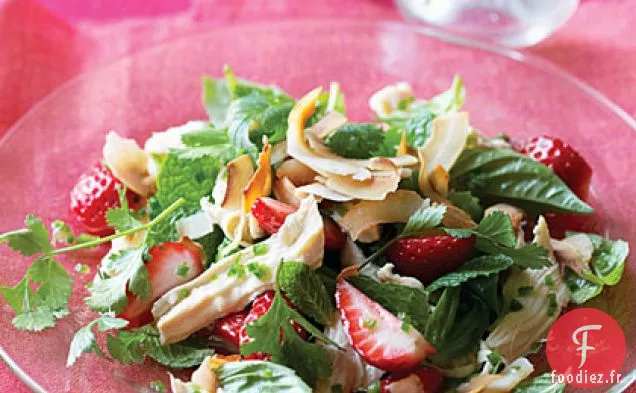Salade Thaïlandaise de Poulet Râpé et de Fraises