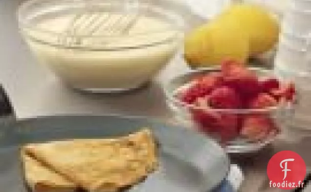 Crêpes Au Citron Aux Fraises, Confiture Et Mascarpone