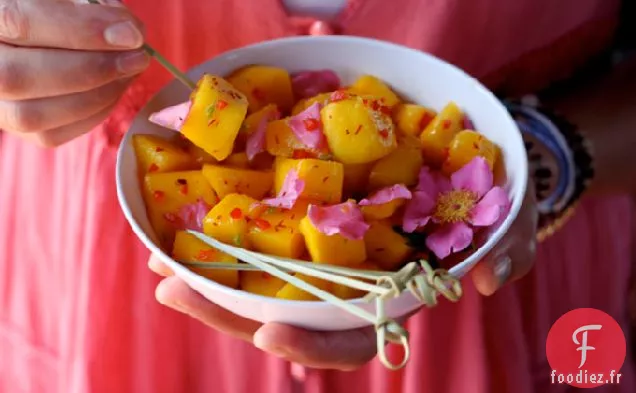 Mangue Marinée Aux Pétales De Rose