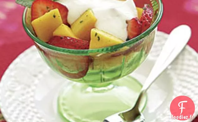 Fraises Et Mangues Au Sucre À La Menthe