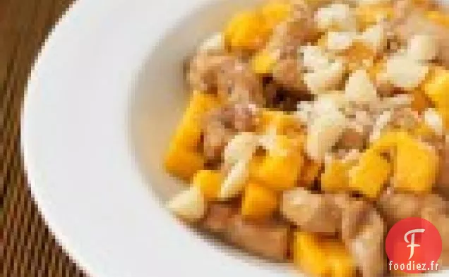 Poulet À La Mangue Et À La Macadamia