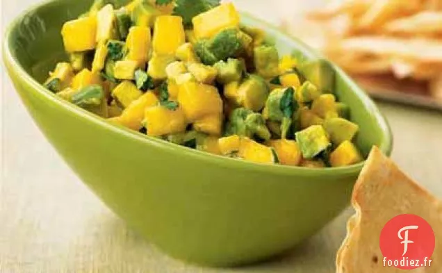 Salsa Avocat-Mangue avec Croustilles de Maïs Rôties