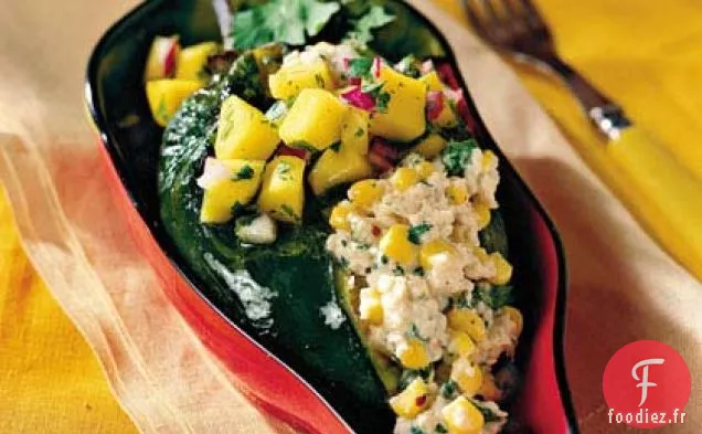 Poblanos au Crabe et au Fromage de Chèvre Avec Salsa à la Mangue