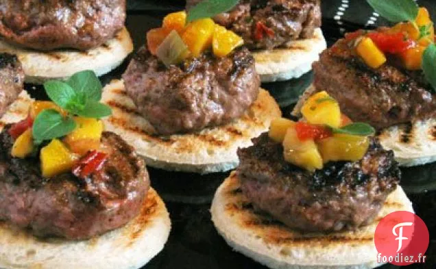 Mini Hamburgers D'Agneau Avec Salsa À La Mangue
