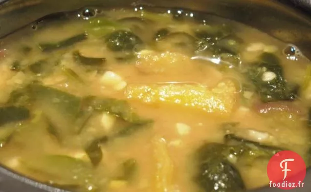 Soupe Aux Mangues, Épinards Et Lentilles - Palak Dal Aux Mangues