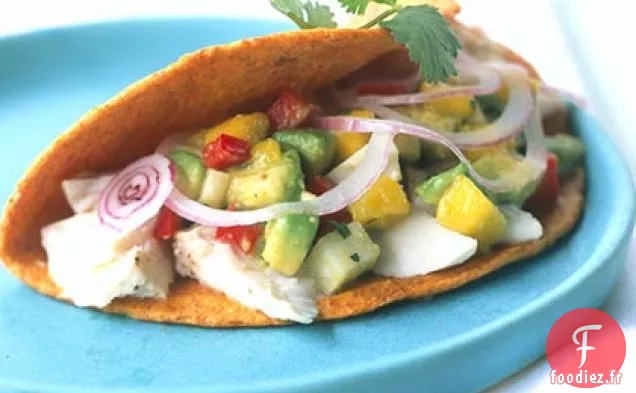 Tacos de Poisson grillé au Caryer avec Relish à la Mangue et à l'Avocat