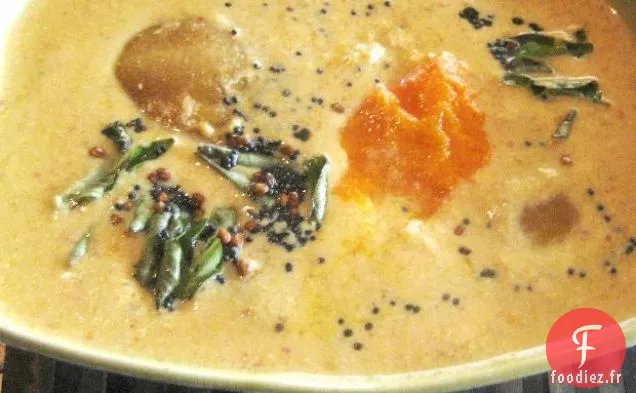 Mambazham Morekozhambu: Ragoût De Mangue Et De Noix De Coco De L'Inde Du Sud