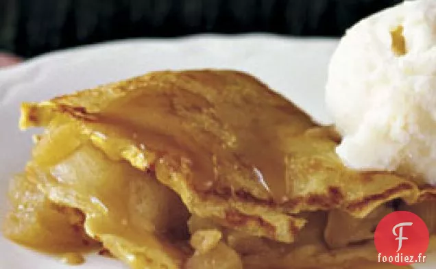 Crêpes Fourrées Aux Pommes Et Sauce Caramel