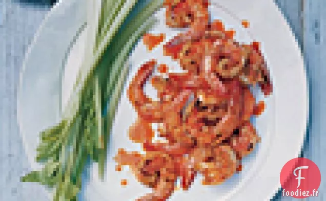 Crevettes Grillées au Buffle avec Trempette au Fromage Bleu et Céleri