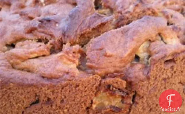 Gâteau Au Café Aux Pommes Avec Sauce À La Cassonade