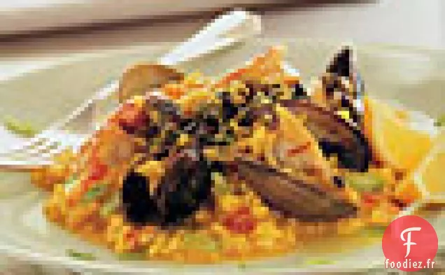 Moules, Palourdes et Crevettes au Risotto au Safran et Relish d'Olive Verte