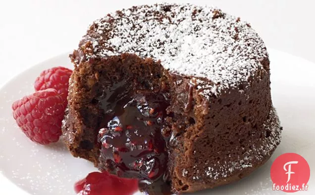 Gâteau au Chocolat Fondu Fourré à la Framboise
