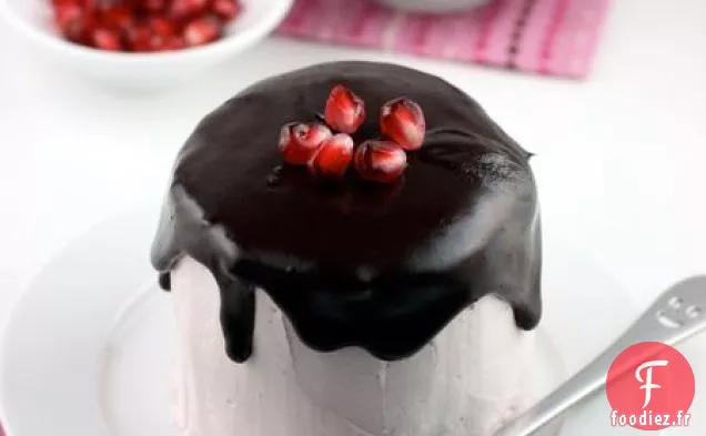 Gâteau Mousse Au Chocolat À la Grenade