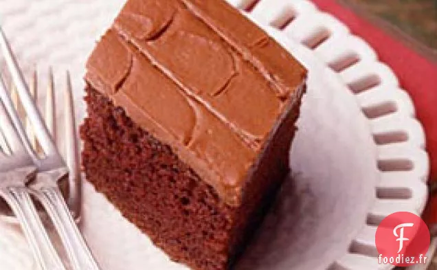 Gâteau Au Chocolat Avec Crème Au Beurre Au Chocolat
