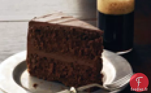 Gâteau au Chocolat avec Glaçage au Chocolat