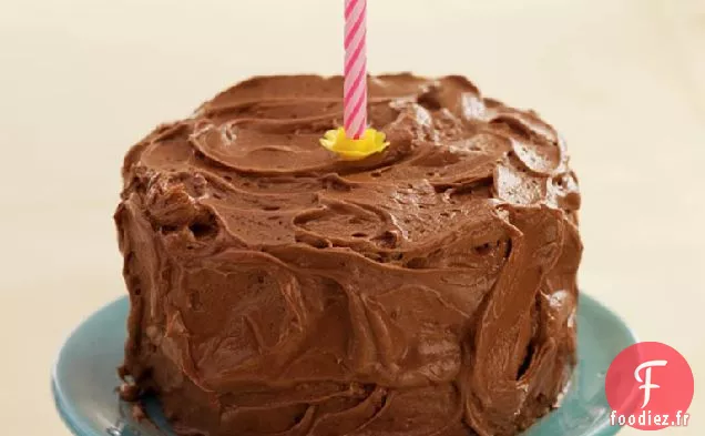 Gâteau Jaune avec Glaçage au Chocolat