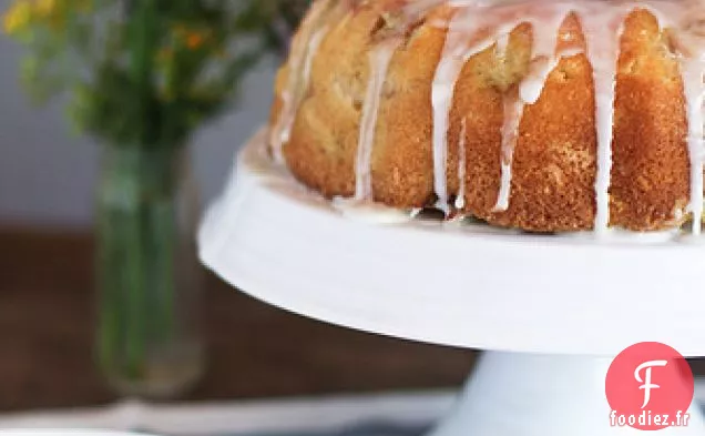Gâteau Bundt au Beurre au Citron Et à la Rhubarbe