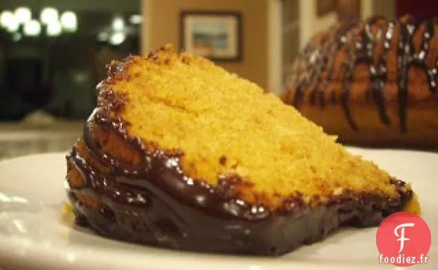 Gâteau Bundt À La Citrouille Avec Glaçage Au Chocolat