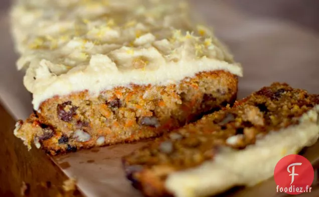 Gâteau aux Carottes à l'Orange Avec Glaçage à la Crème de Noix de Cajou