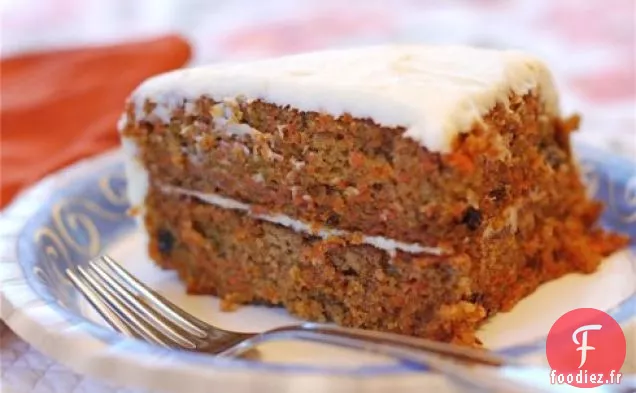 Gâteau Aux Carottes Humide Avec Glaçage Au Fromage À La Crème