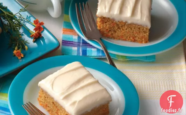 Gâteau Aux Carottes Facile Avec Glaçage Au Beurre Léger (Recette Au Beurre Léger)